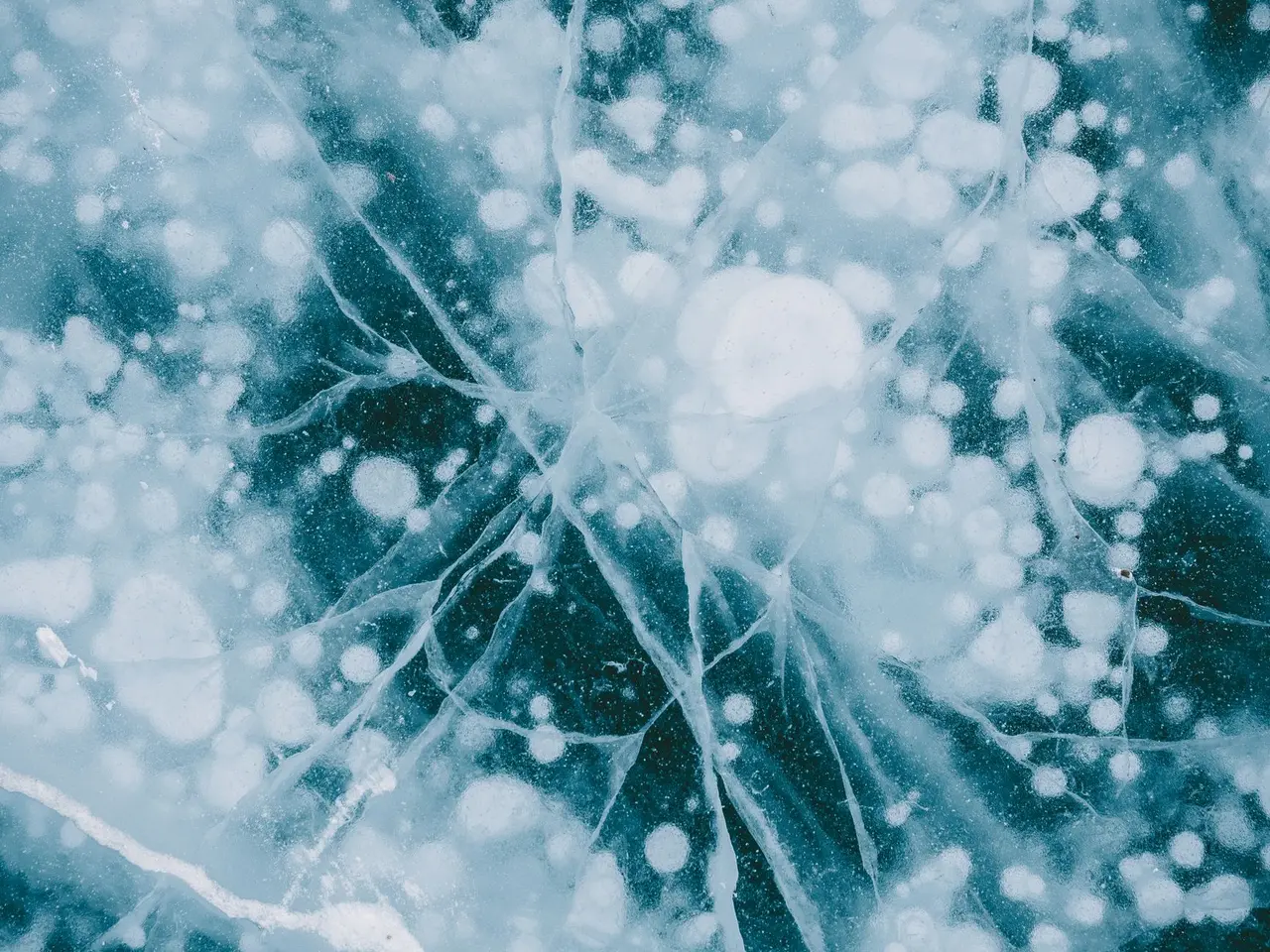 Ice Maker Frozen Over in Texas